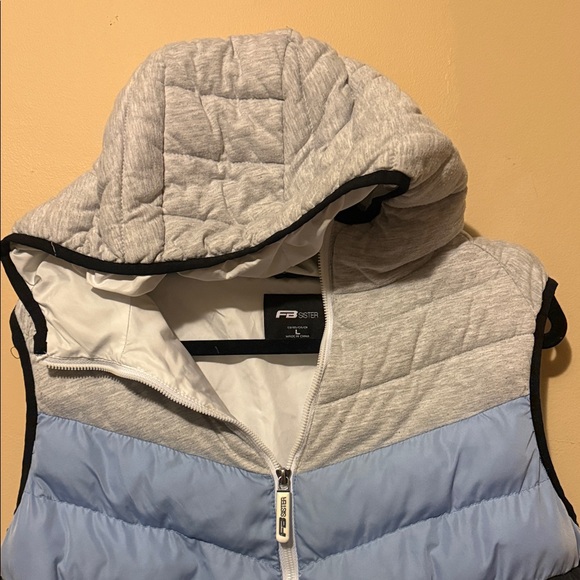 Women's Quilted Vest with Hood - Navy, Blue, Gray - Picture 5 of 9